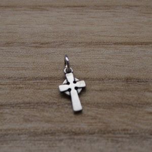 James Avery Retired Small Celtic Cross